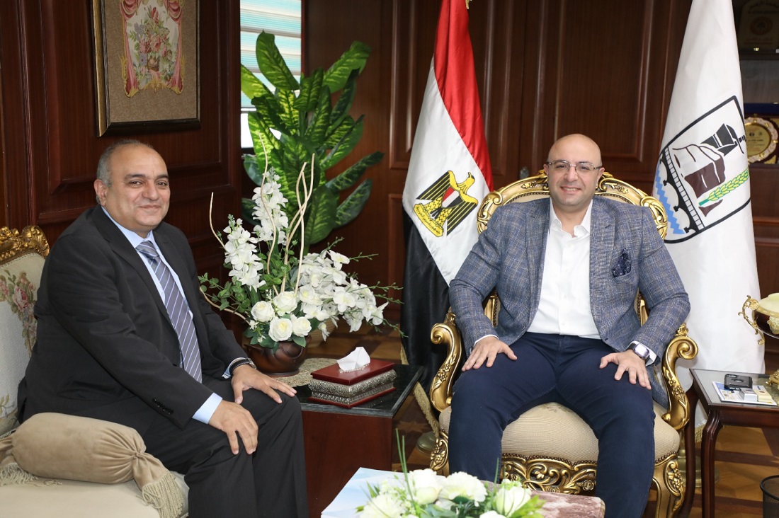 المحافظ يلتقى  نائب وزير المالية للسياسيات الكلية